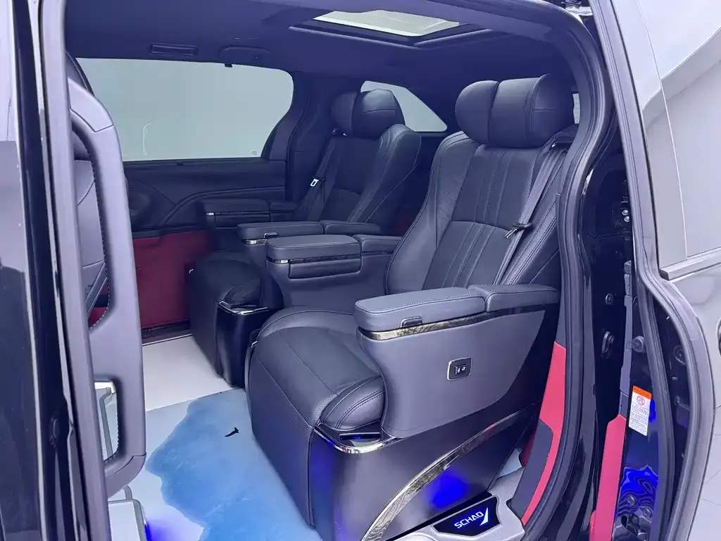 Toyota Granvia 2025 из CN, фото 8