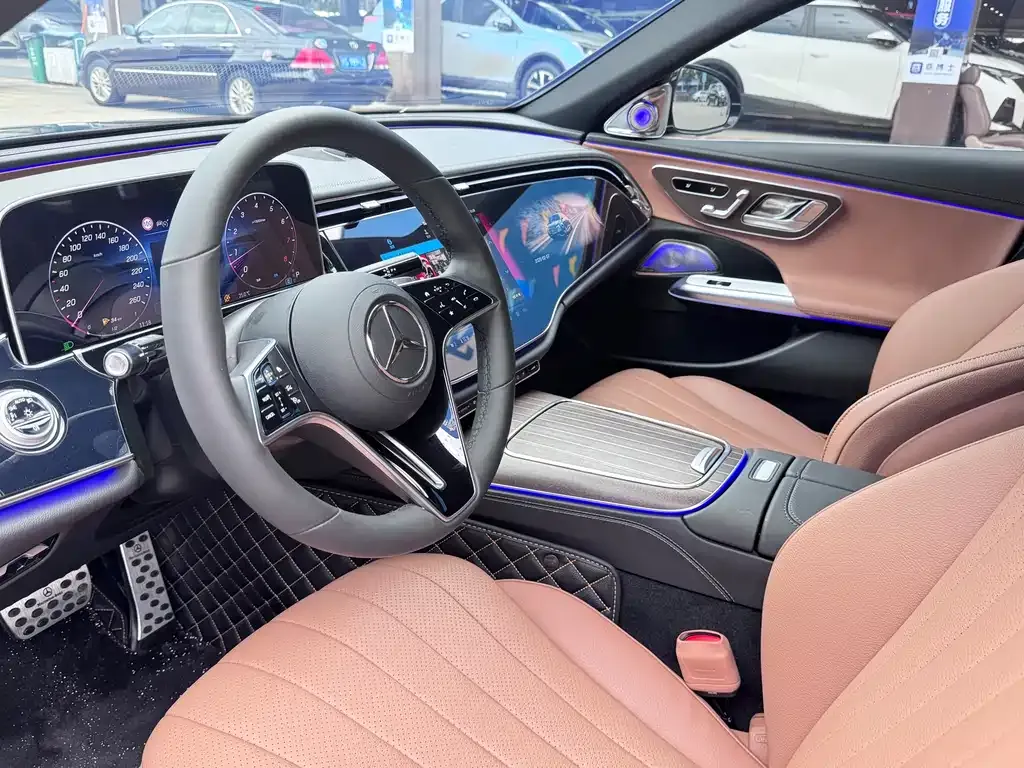 Mercedes-Benz E-Class 2025 из CN, фото 5