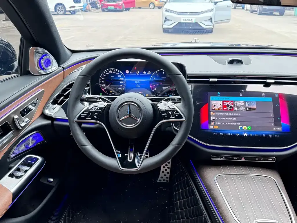 Mercedes-Benz E-Class 2025 из CN, фото 2