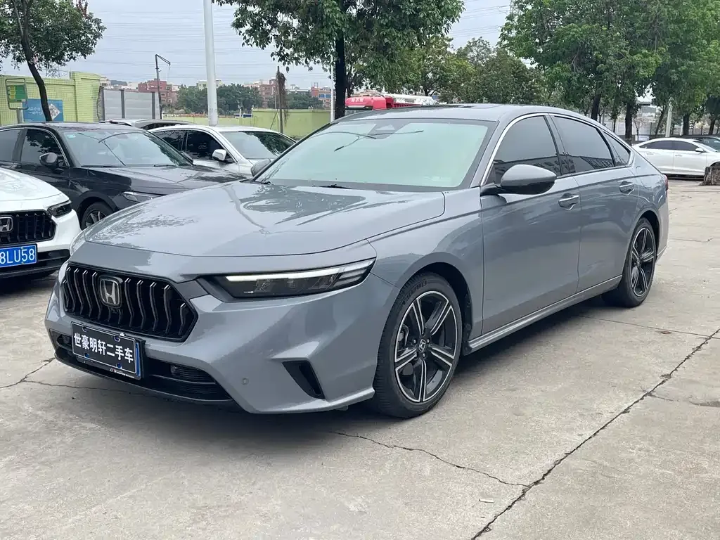 Honda Inspire — фото 1