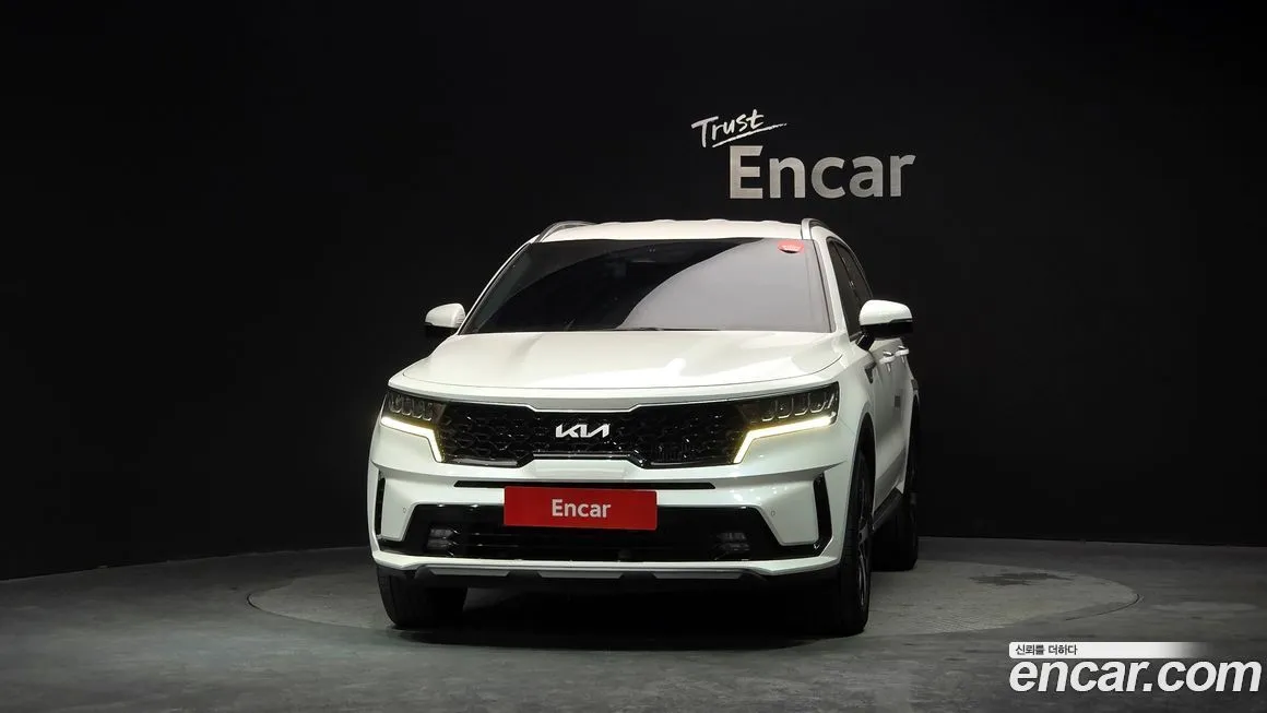 Kia Sorento — фото 9
