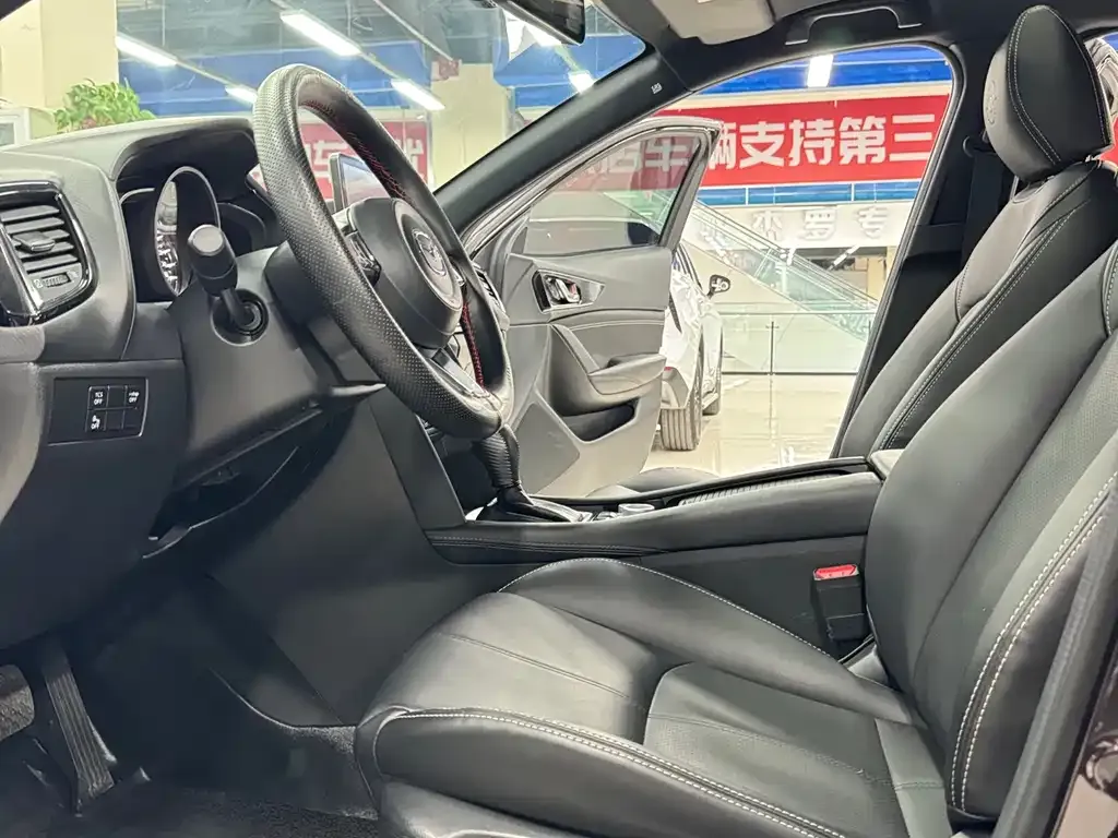 Mazda CX-4 2021 из CN, фото 3