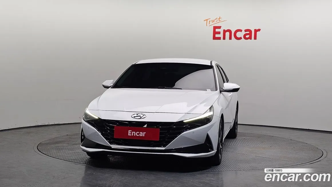 Hyundai AVANTE — фото 8
