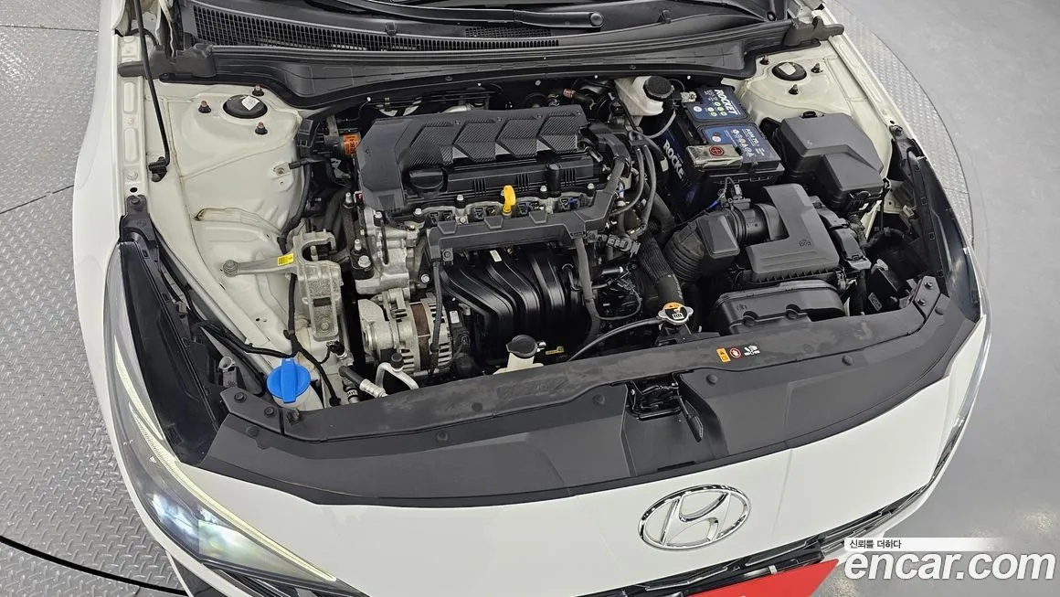 Hyundai AVANTE — фото 10