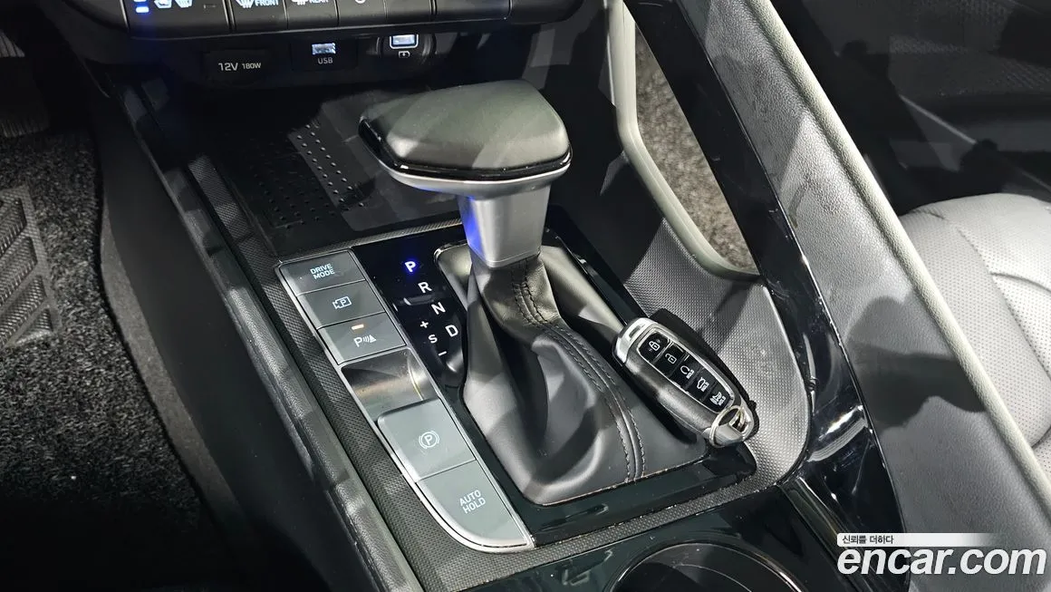 Hyundai AVANTE — фото 6
