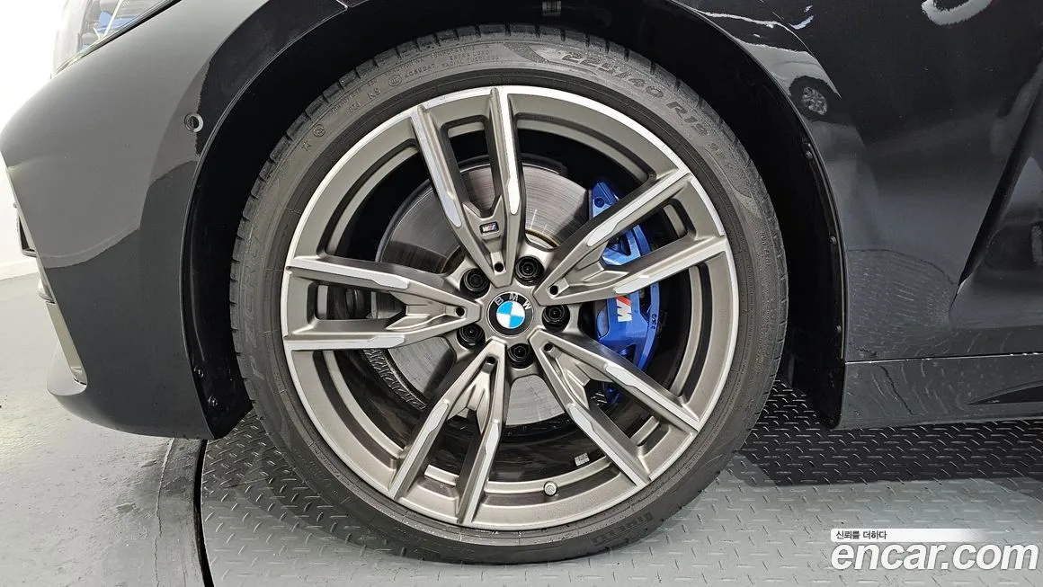 BMW 4-Series 2024 из KR, фото 5