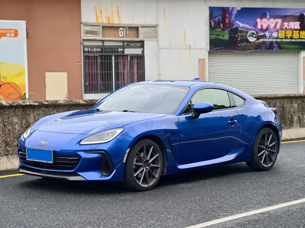 Subaru BRZ 2022 из CN, фото 1