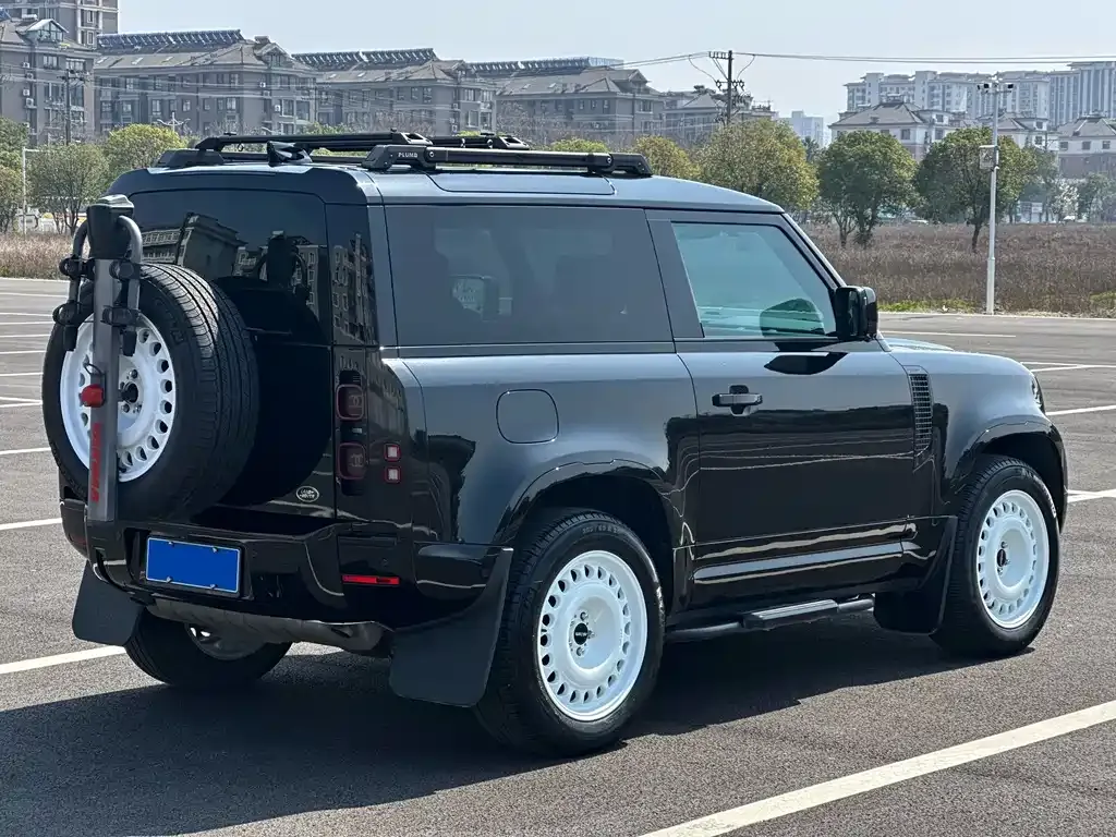 Land Rover Defender — фото 9