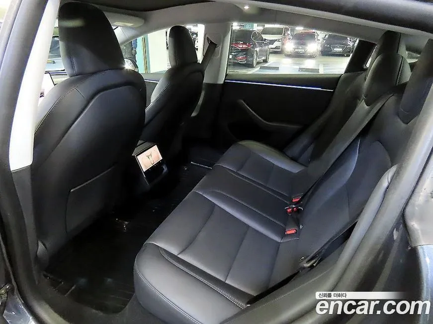 Tesla Model 3 2024 из KR, фото 4