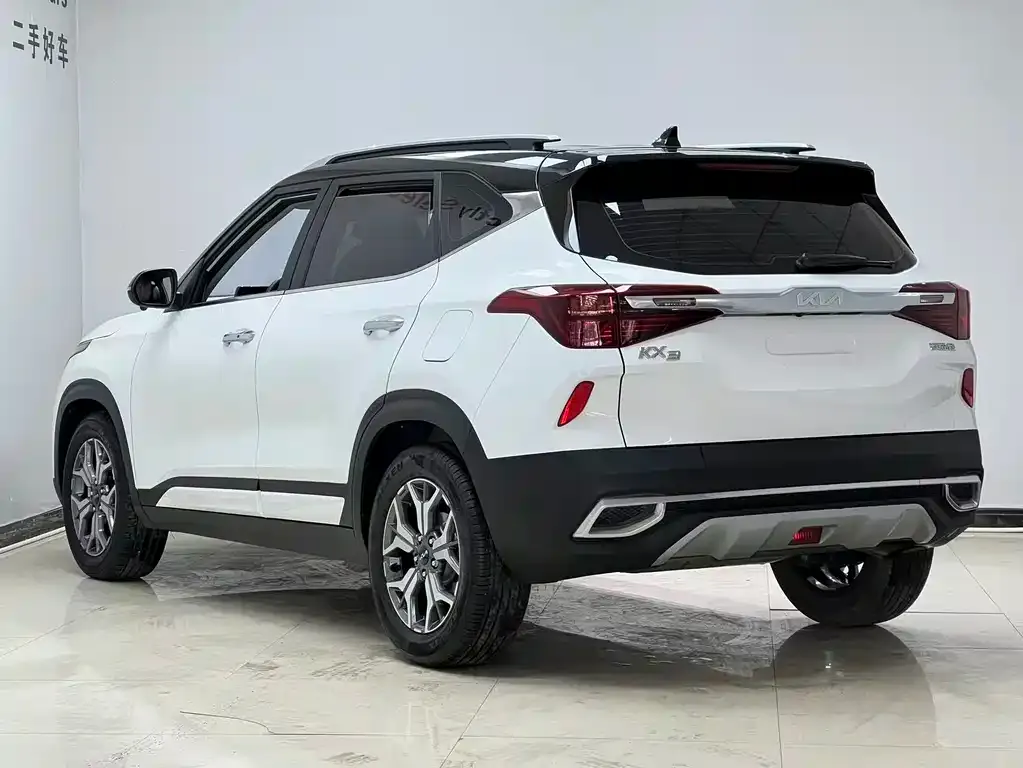 Kia KX3 2021 из CN, фото 4
