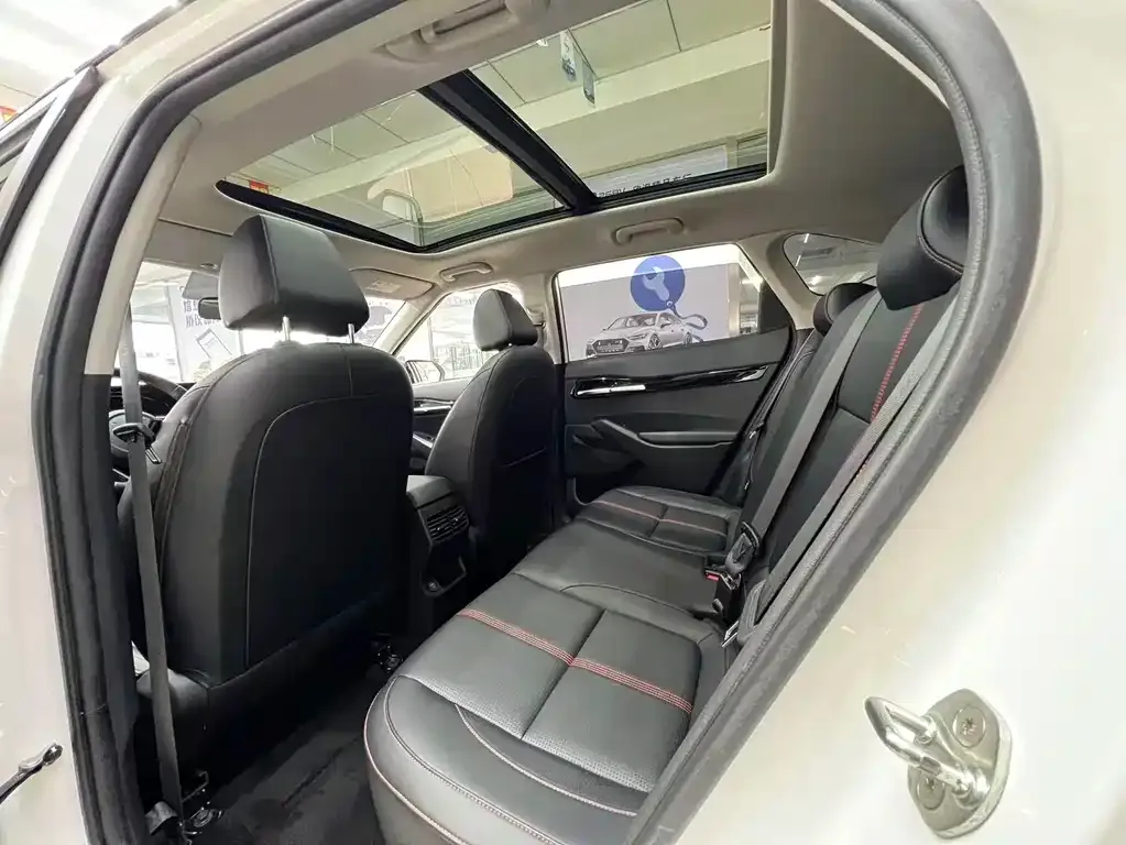 Kia KX3 2021 из CN, фото 7