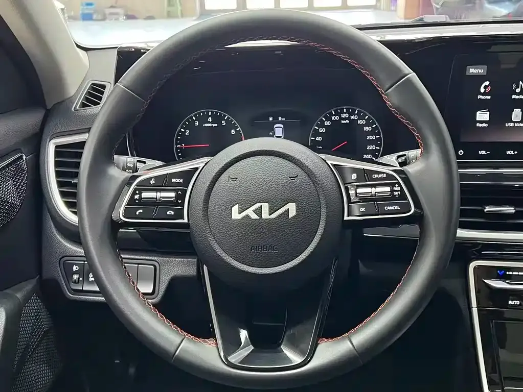 Kia KX3 2021 из CN, фото 6