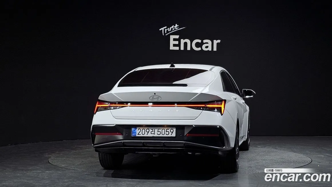 Hyundai AVANTE — фото 4