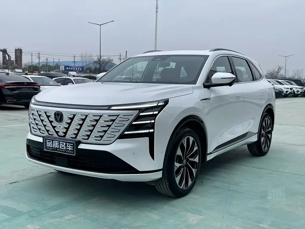 Changan CS75PLUS 2025 из CN, фото 1