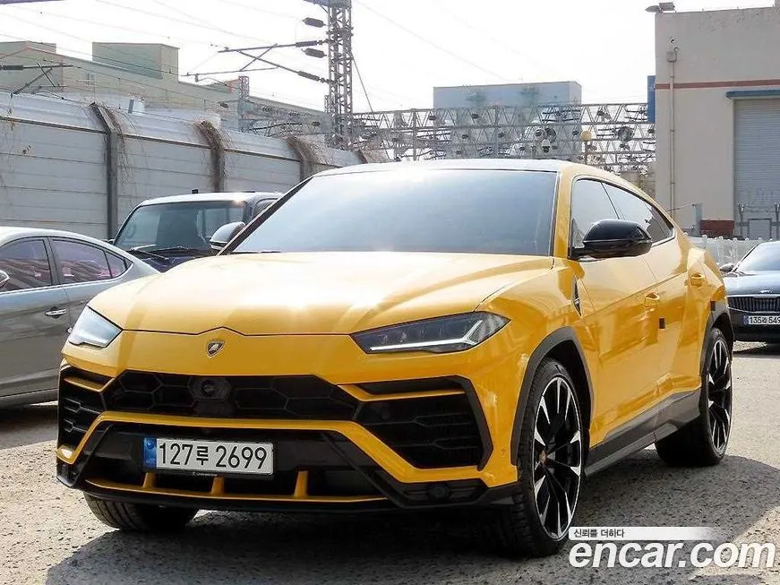 Lamborghini Urus