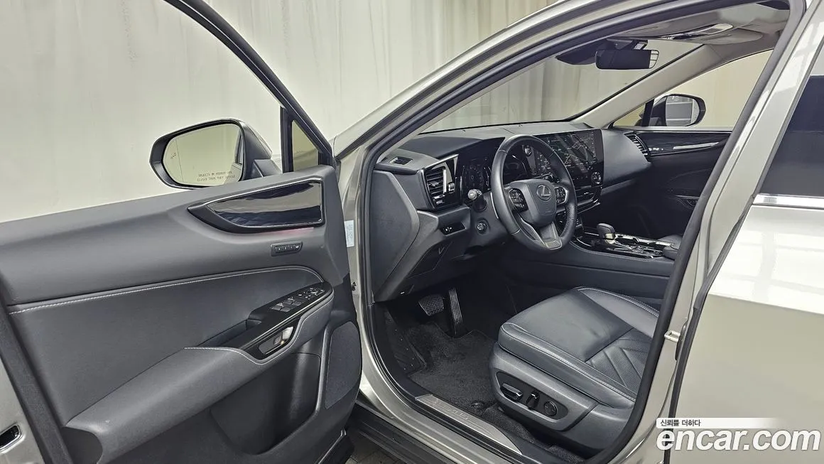 Lexus NX 2025 из KR, фото 5