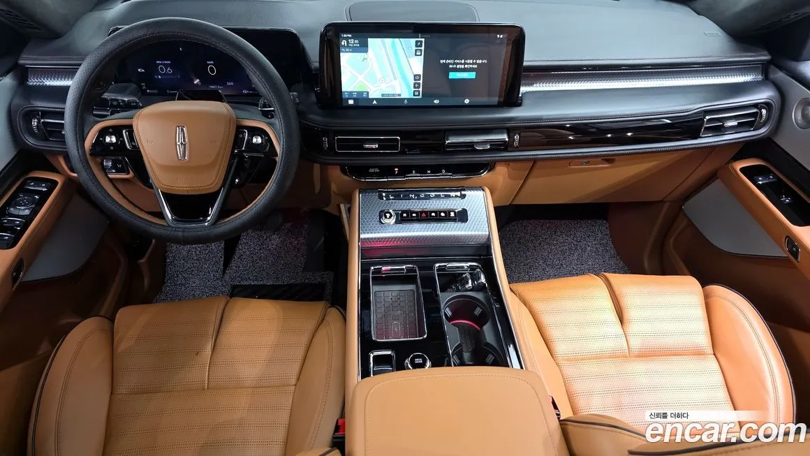 Lincoln Aviator — фото 10