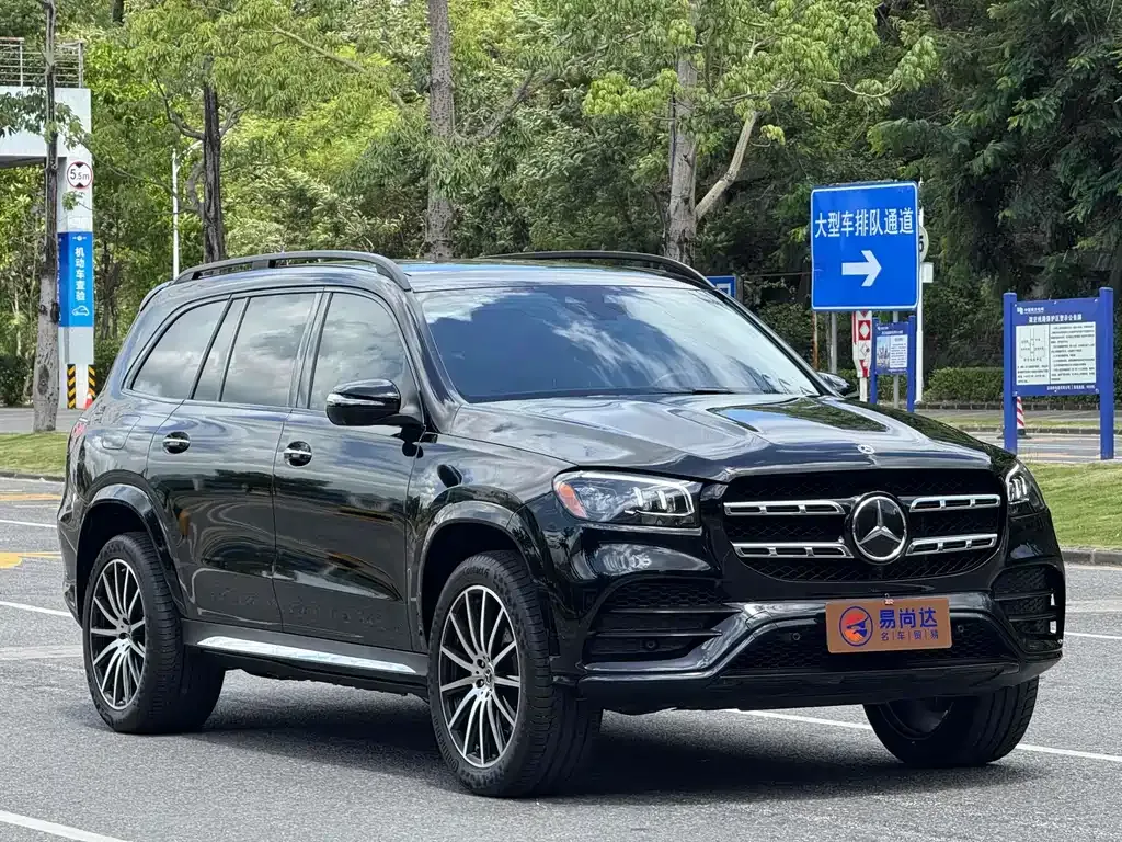 Mercedes-Benz GLS — фото 8