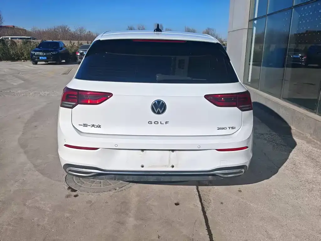 Volkswagen Golf 2022 из CN, фото 8