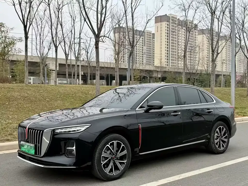 Hongqi H5 PHEV — фото 1