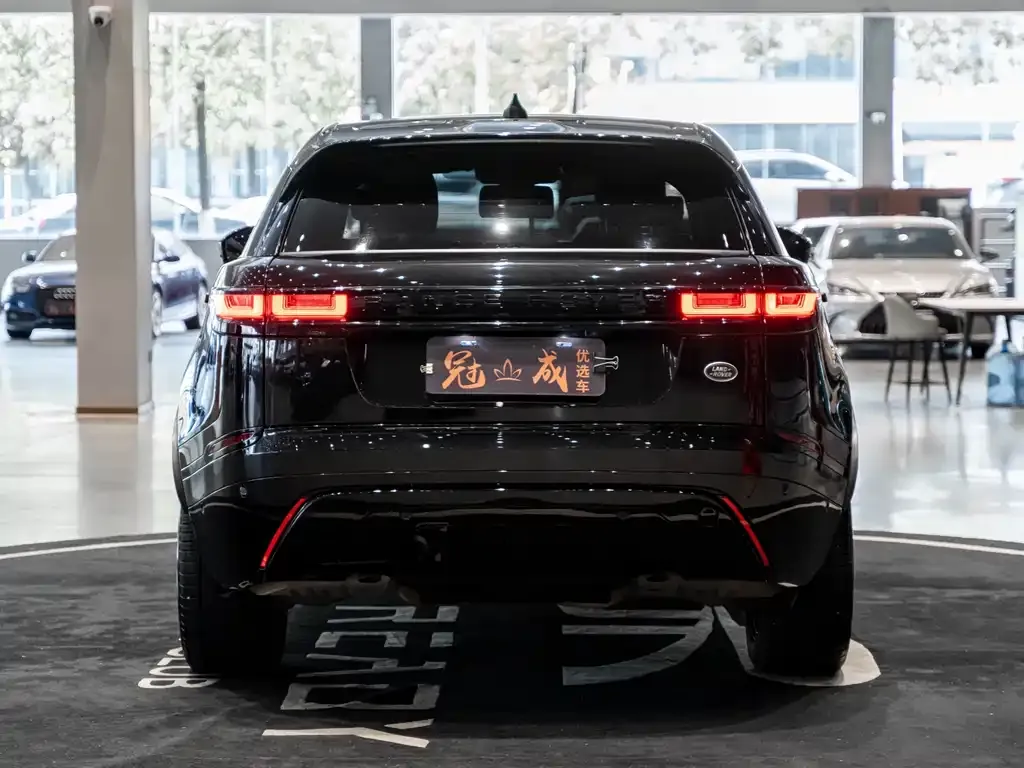 Land Rover Velar — фото 9