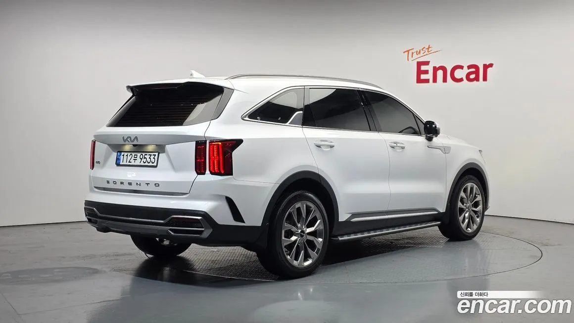 Kia Sorento — фото 10