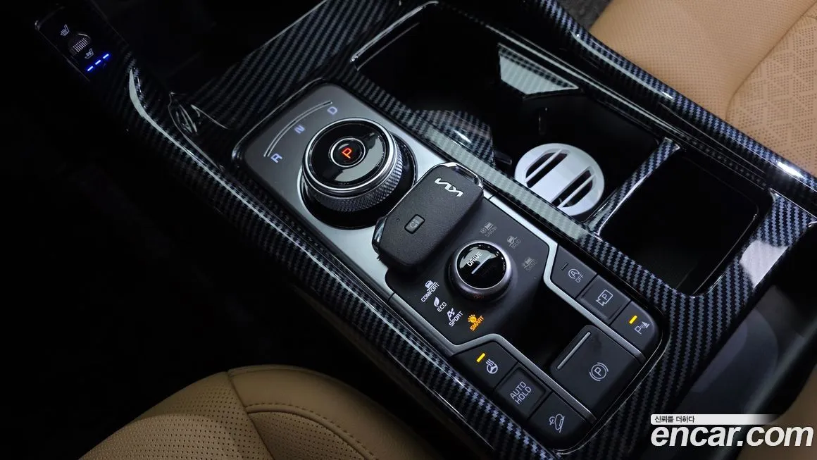 Kia Sorento — фото 5