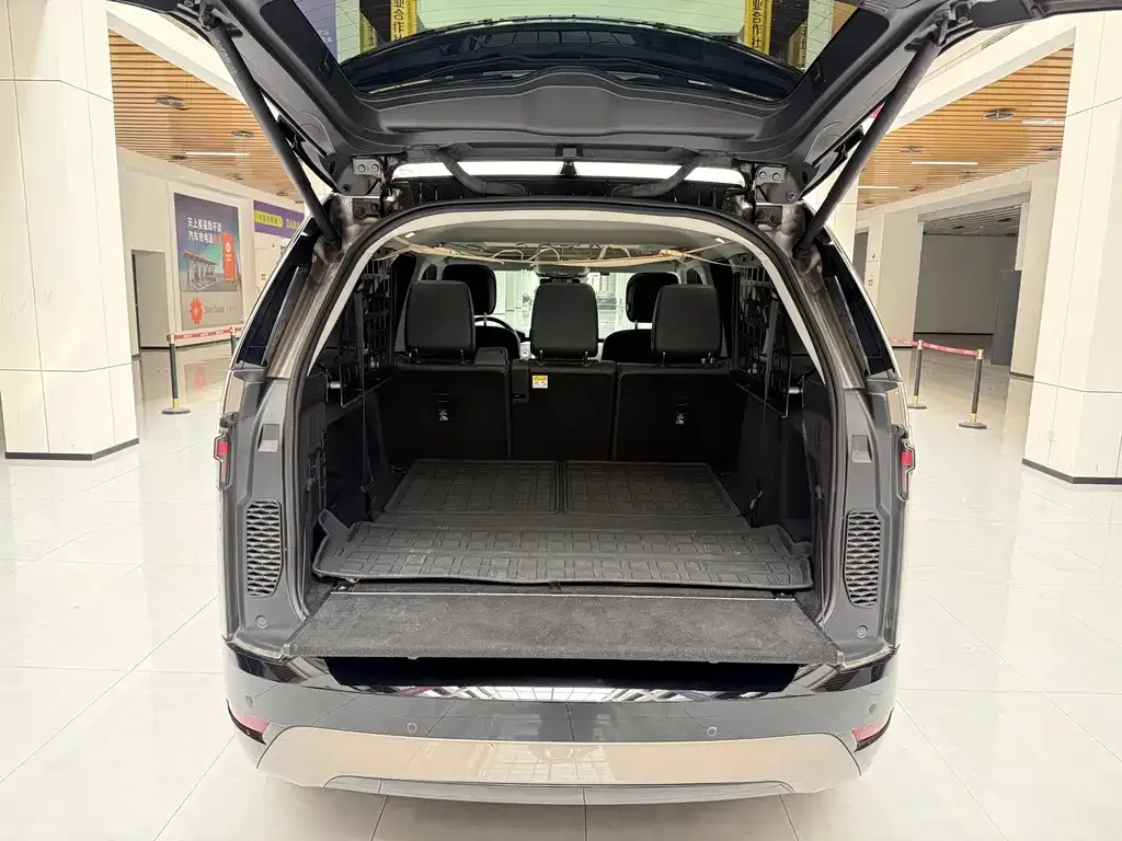 Land Rover Discovery — фото 10