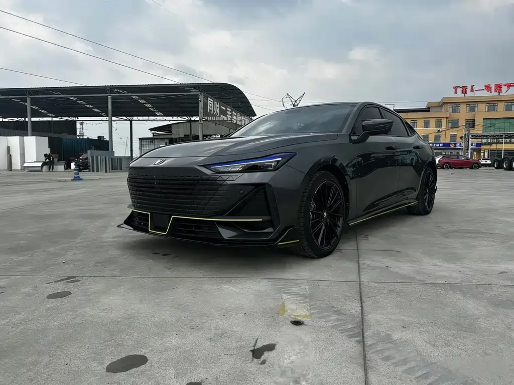 Changan UNI-V 2022 из CN, фото 1