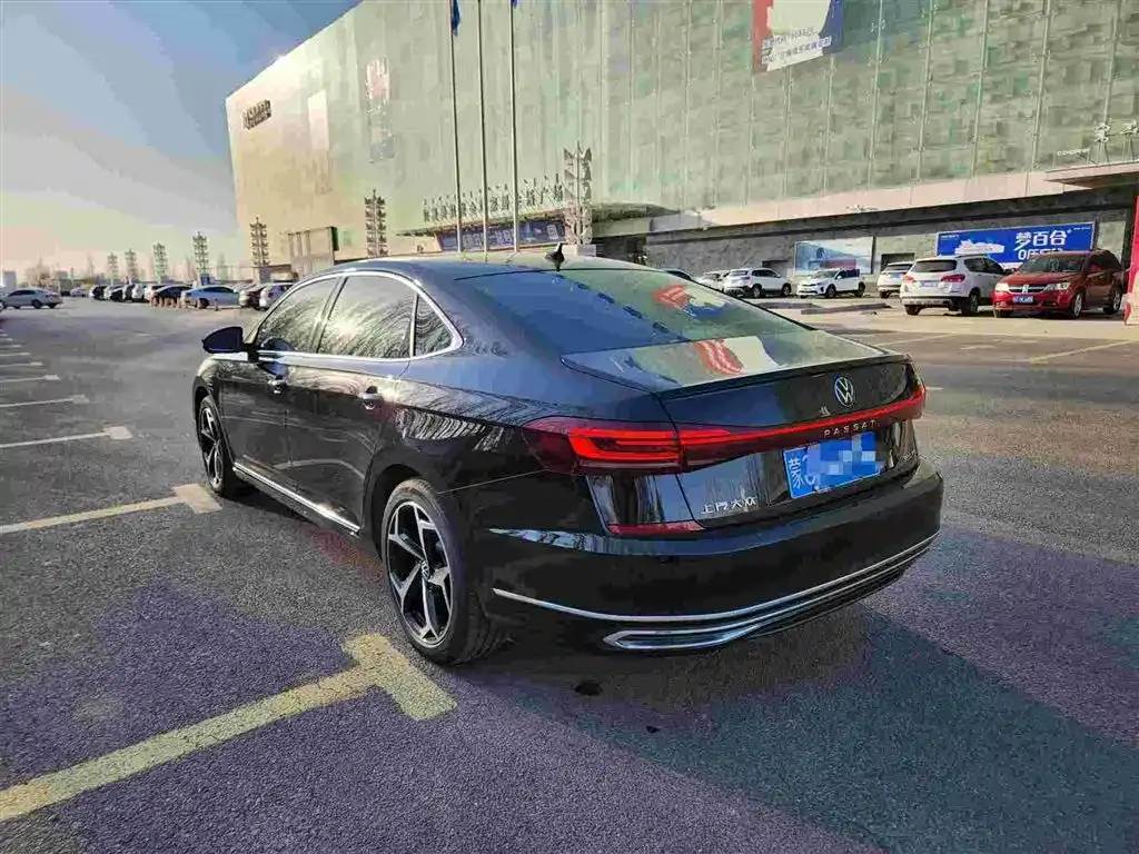 Volkswagen Passat — фото 2
