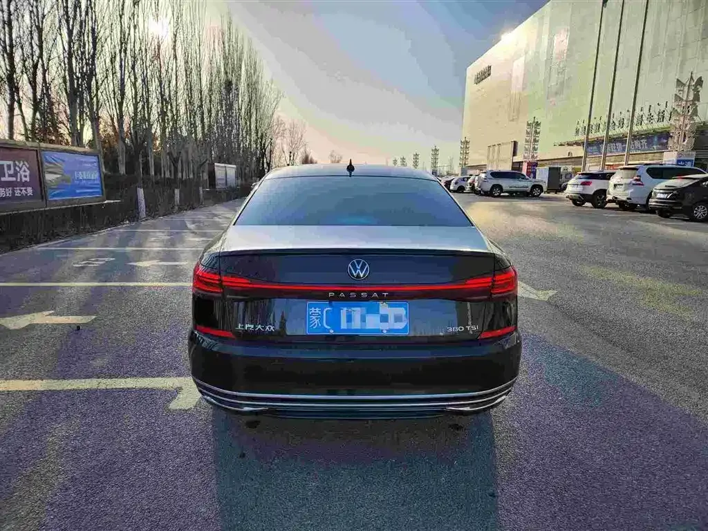 Volkswagen Passat — фото 4
