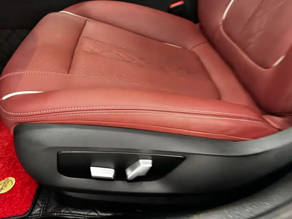 BMW 5 Series New Energy — фото 4
