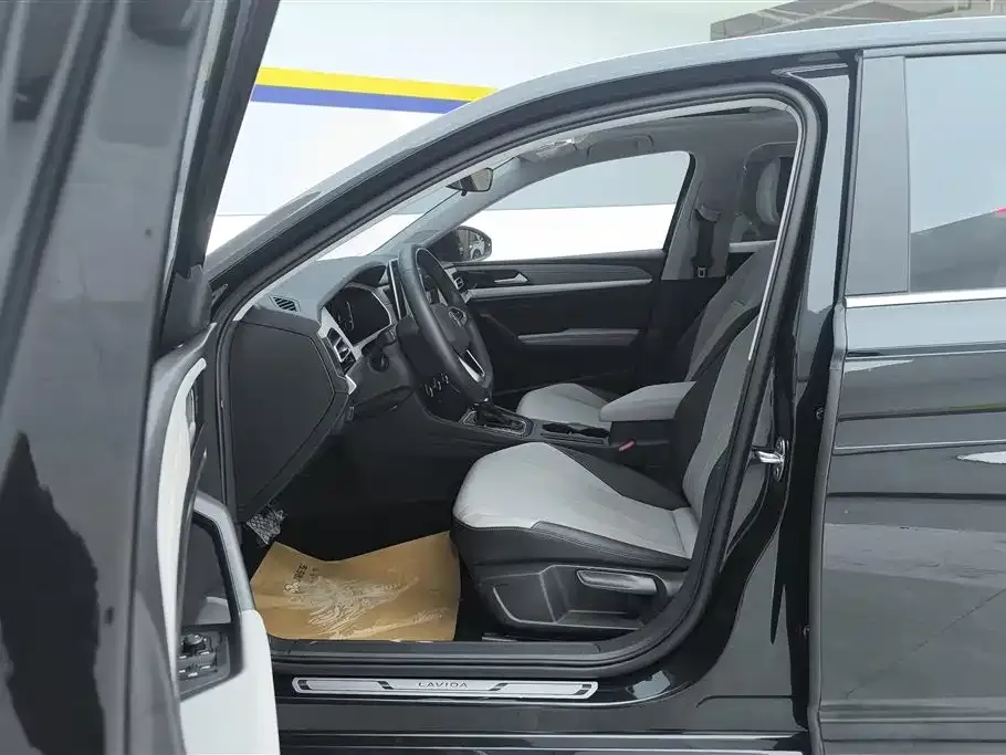 Volkswagen Lavida 2024 из CN, фото 9