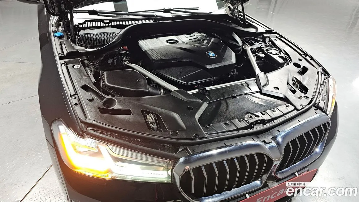 BMW 5-Series 2023 из KR, фото 7