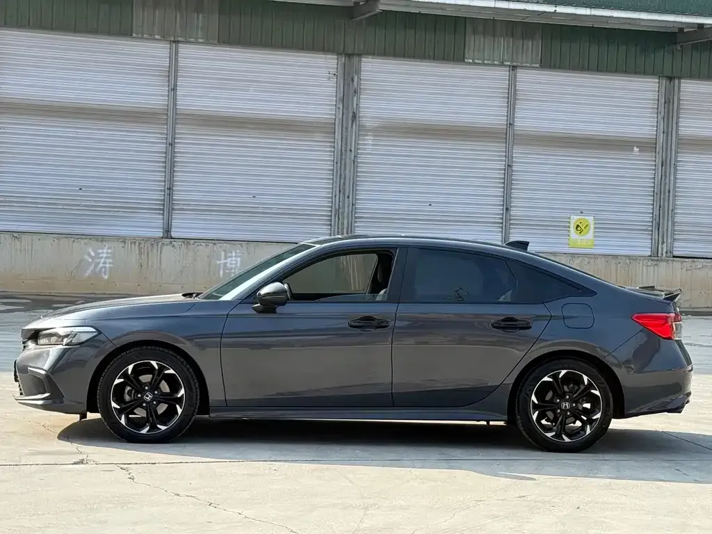 Honda Civic — фото 2