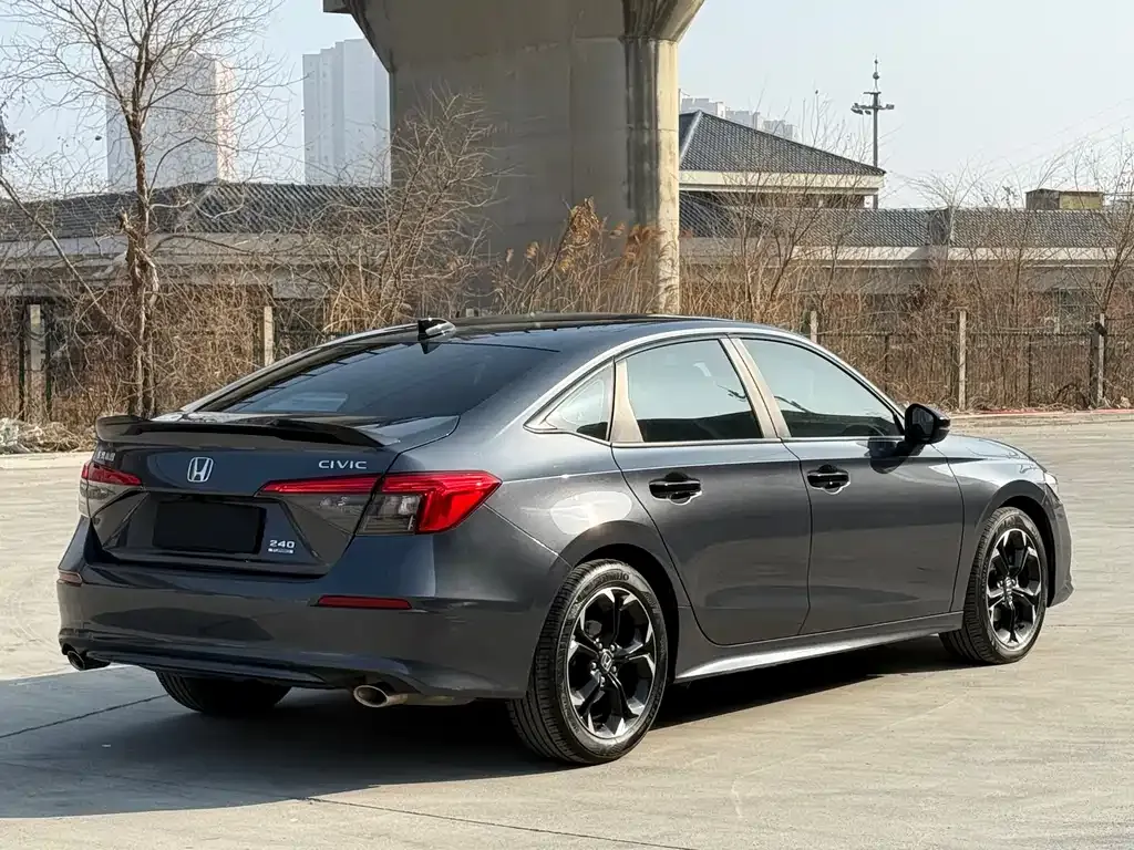 Honda Civic — фото 8