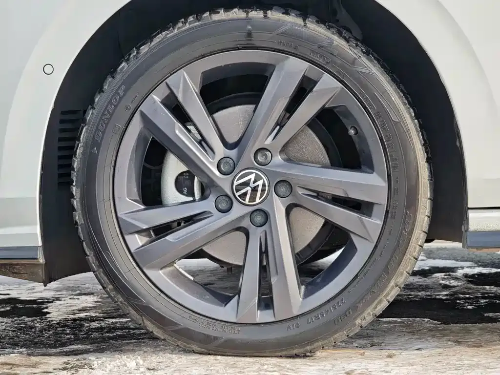 Volkswagen Golf 2023 из CN, фото 6