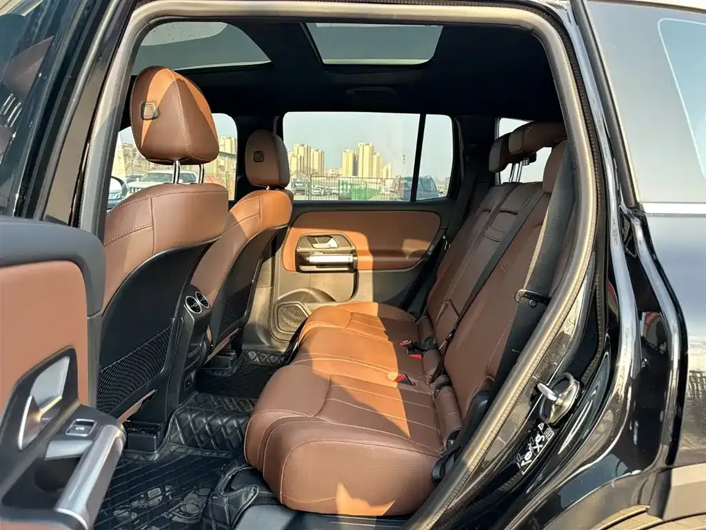 Mercedes-Benz GLB 2023 из CN, фото 2