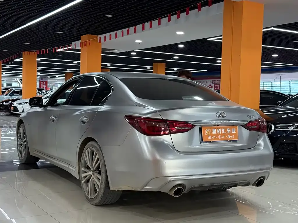 Infiniti Q50L 2022 из CN, фото 10