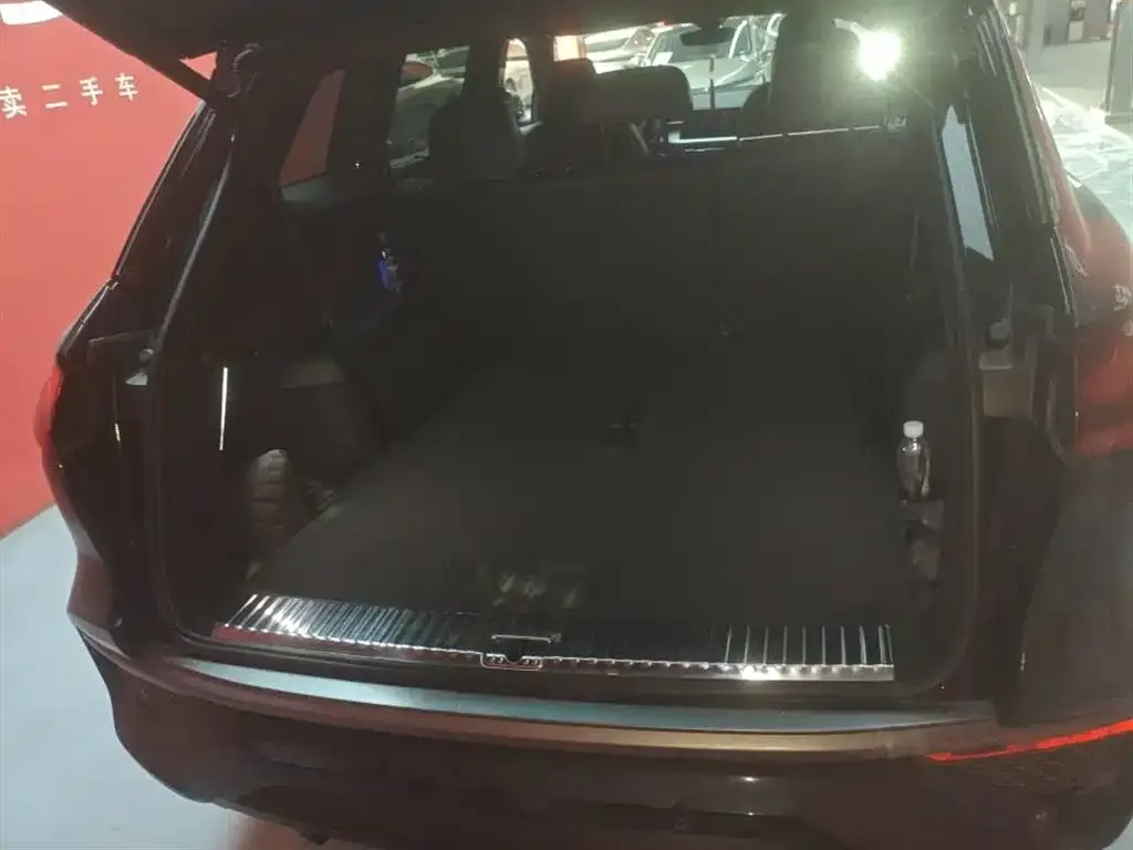 Audi Q6 2023 из CN, фото 9