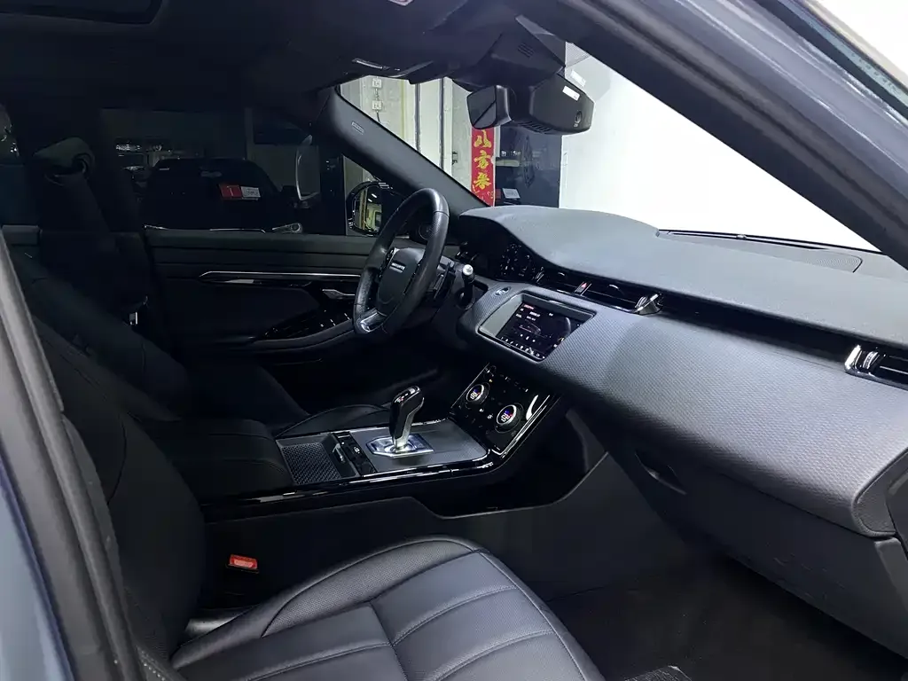 Land Rover Evoque — фото 9