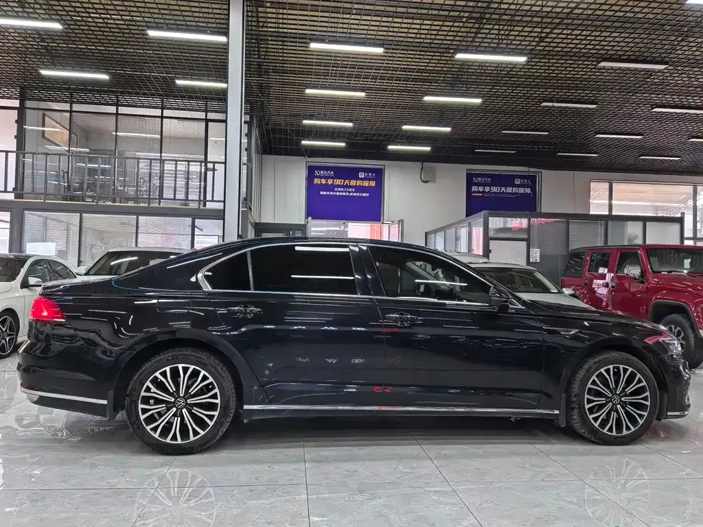 Volkswagen Phideon 2021 из CN, фото 9