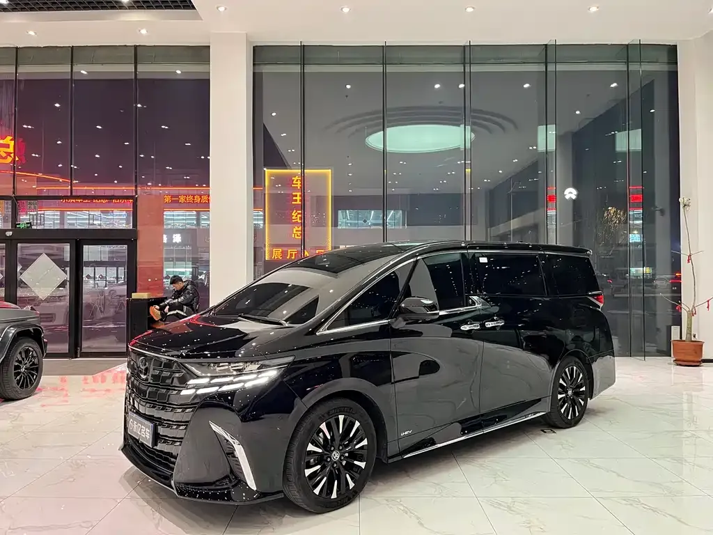 Toyota Alphard 2024 из CN, фото 4