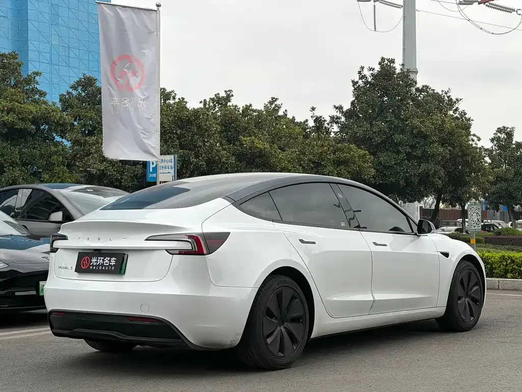 Tesla Model 3 2025 из CN, фото 9