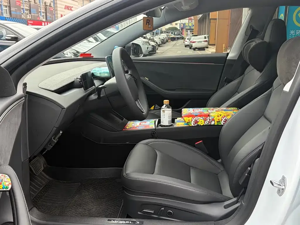 Tesla Model 3 2025 из CN, фото 10