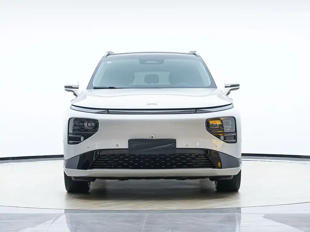 XPeng G9 2023 из CN, фото 9