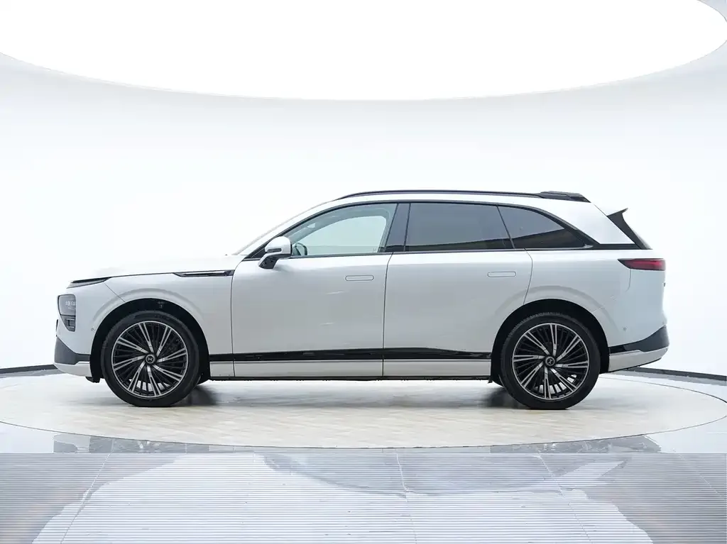 XPeng G9 2023 из CN, фото 3