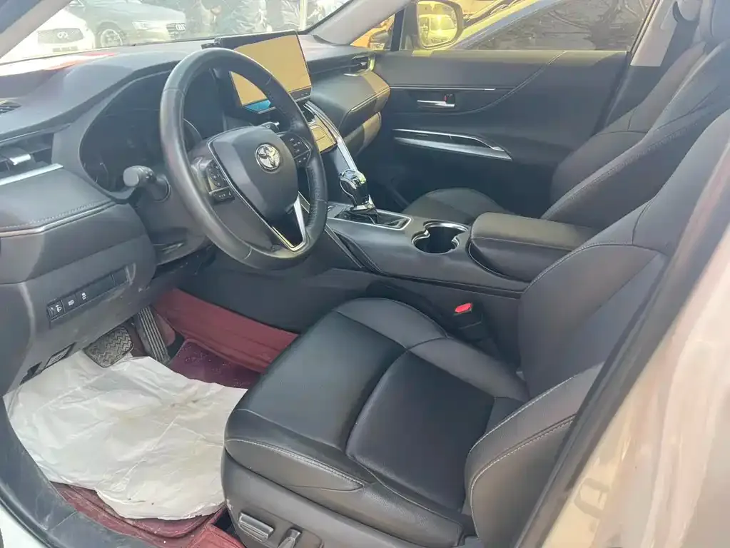 Toyota Venza 2023 из CN, фото 3