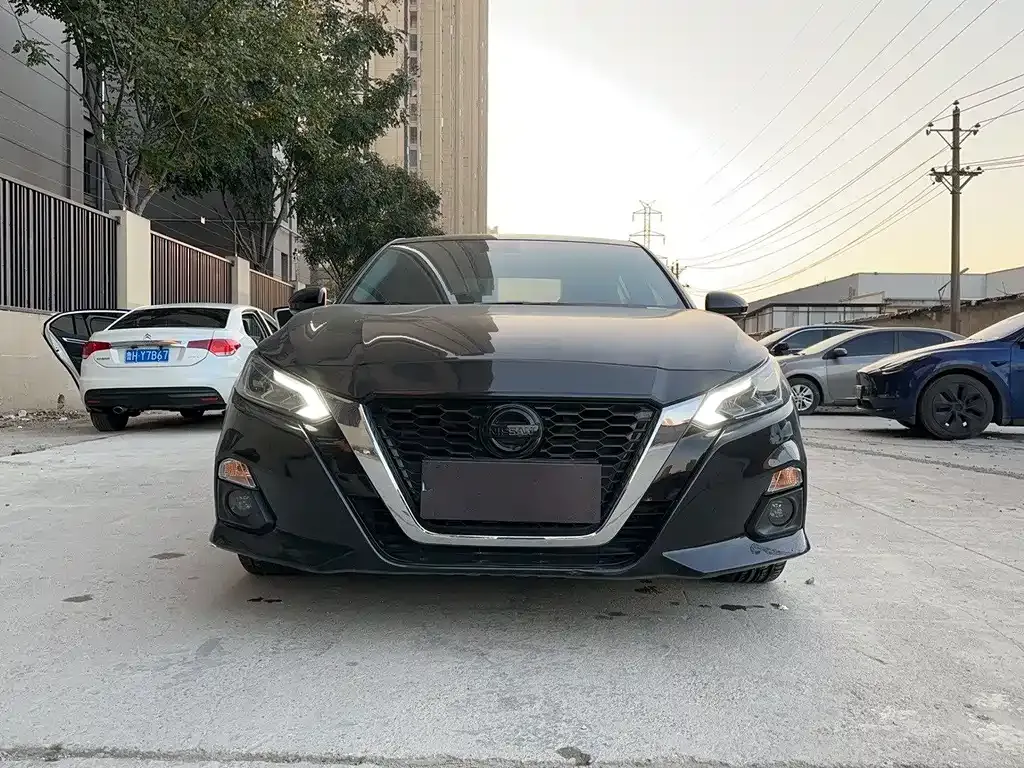 Nissan Teana 2022 из CN, фото 3