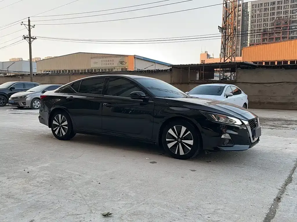Nissan Teana 2022 из CN, фото 2